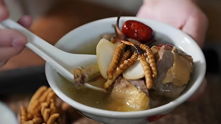 化療服用冬蟲(chóng)夏草有用嗎